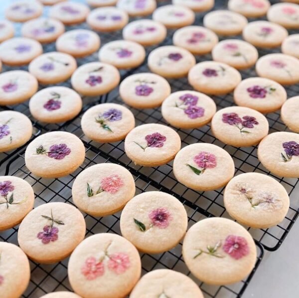 Biscuits Decorated with Dried Flowers