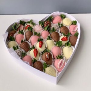 Chocolate-Covered-Strawberry-Box